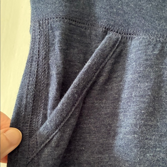 Aeropostale Women’s Lightweight Dark Blue Pants - Picture 4 of 7
